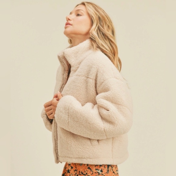 Lush Sherpa Zip Jacket - Picture 2 of 4
